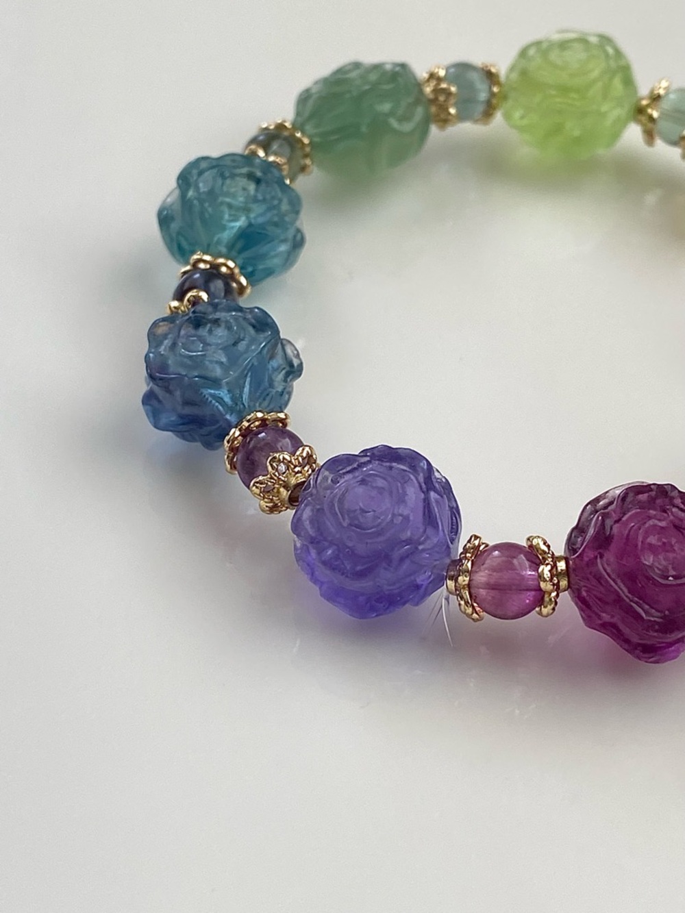 B165-Handmade Multicolor Carved Fluorite Flower Stretchable Bracelet - Picture 3 of 8